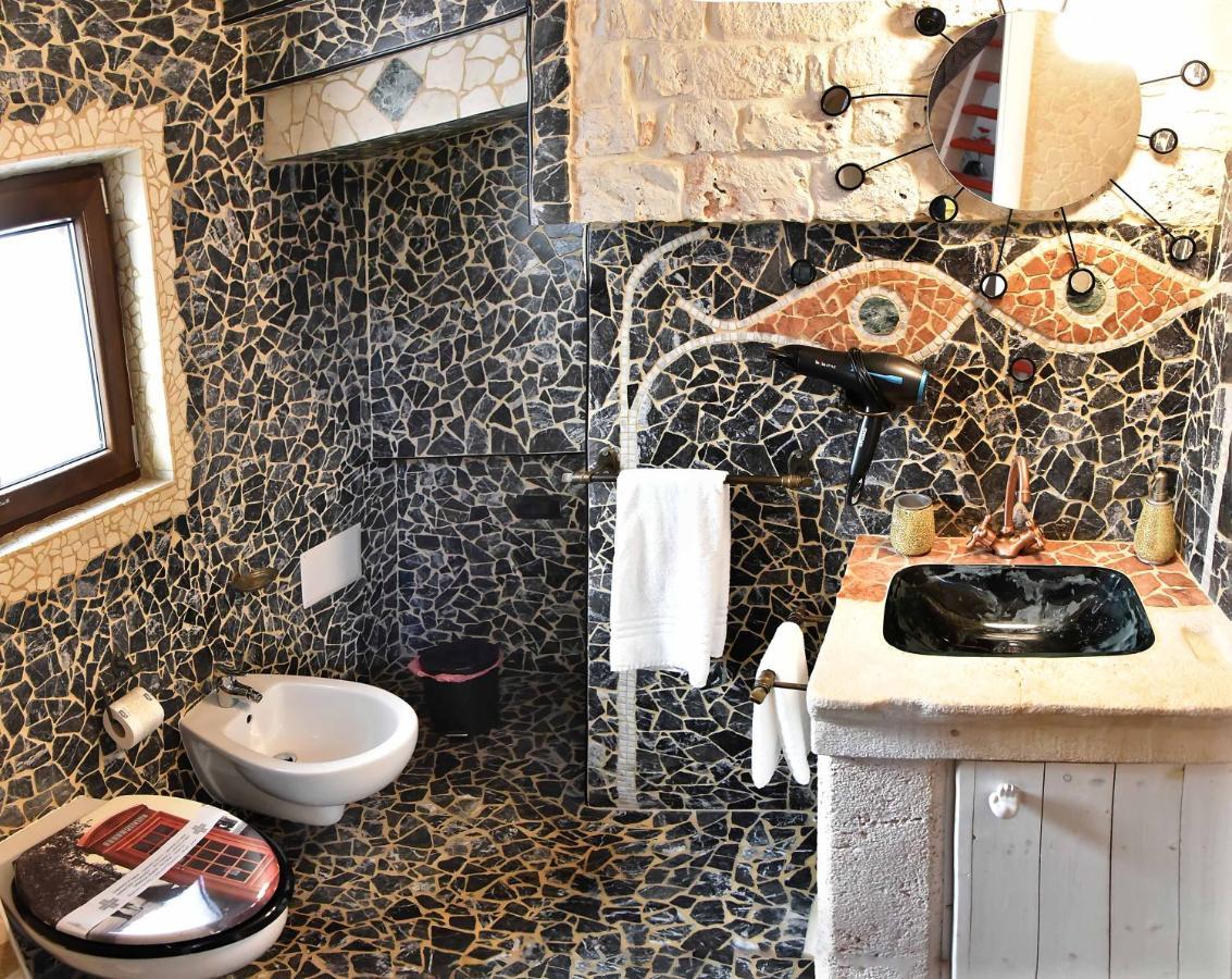 L'Angolo Di Gaudi, Casa Mila Putignano Ngoại thất bức ảnh