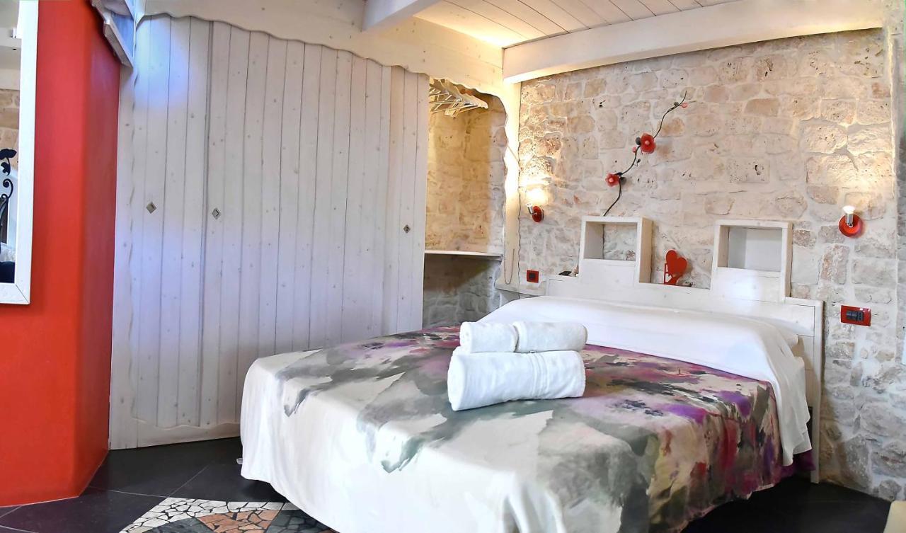 L'Angolo Di Gaudi, Casa Mila Putignano Ngoại thất bức ảnh